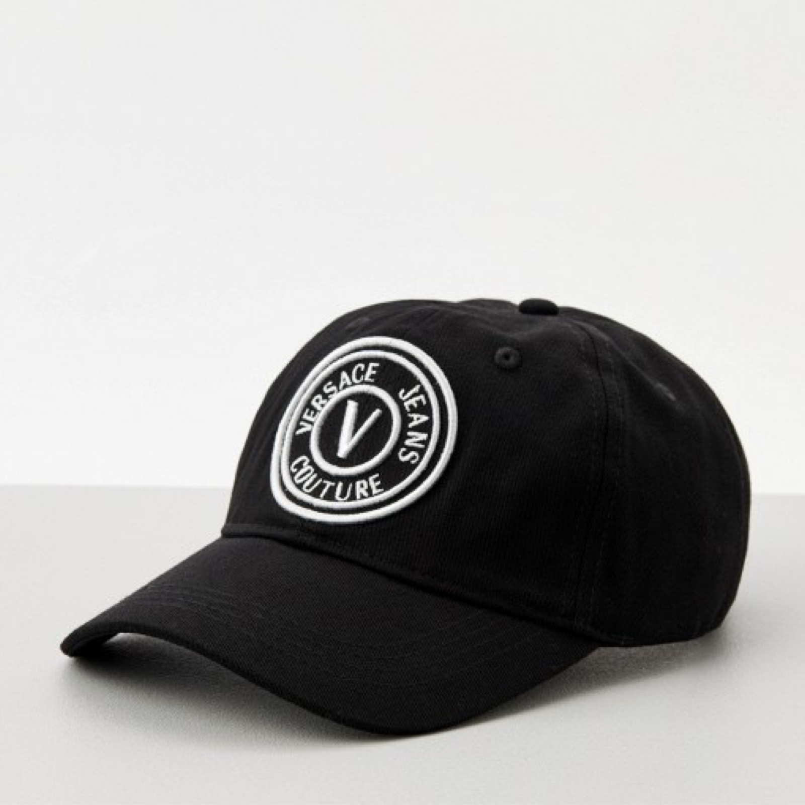 Шапка с козирка Versace Jeans Couture 78YAZK26 ZG366 Front View
