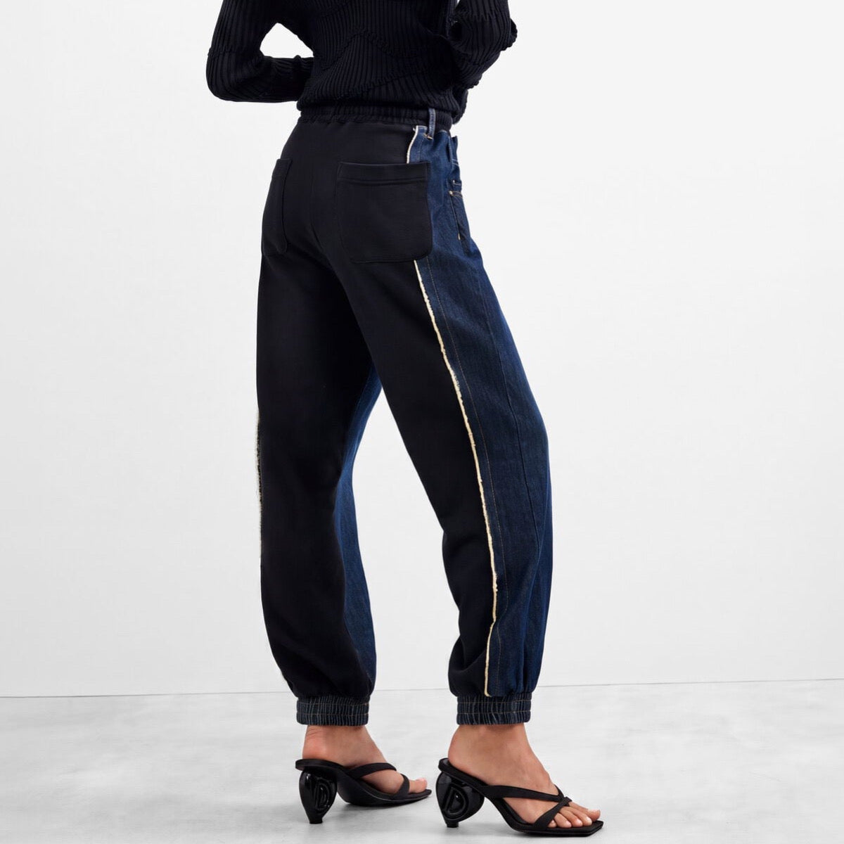 Дамски дънки Desigual women’s jeans 26WWDD1450 08XL Back view 