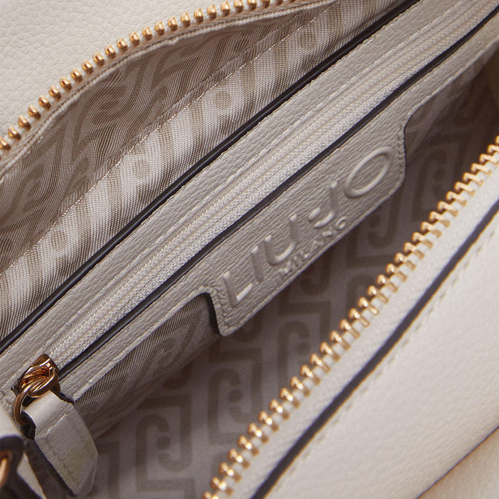 Дамска чанта Liu Jo Women Small Handbag With Charm AA6192 E1012 X0459 Inside View