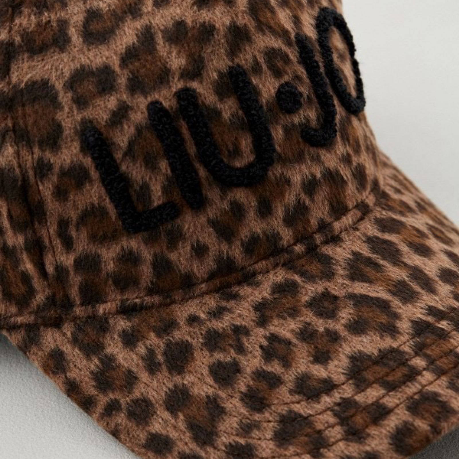 Дамска шапка Liu Jo Women Cap 2F6048 T6089 S19E1 Close-Up