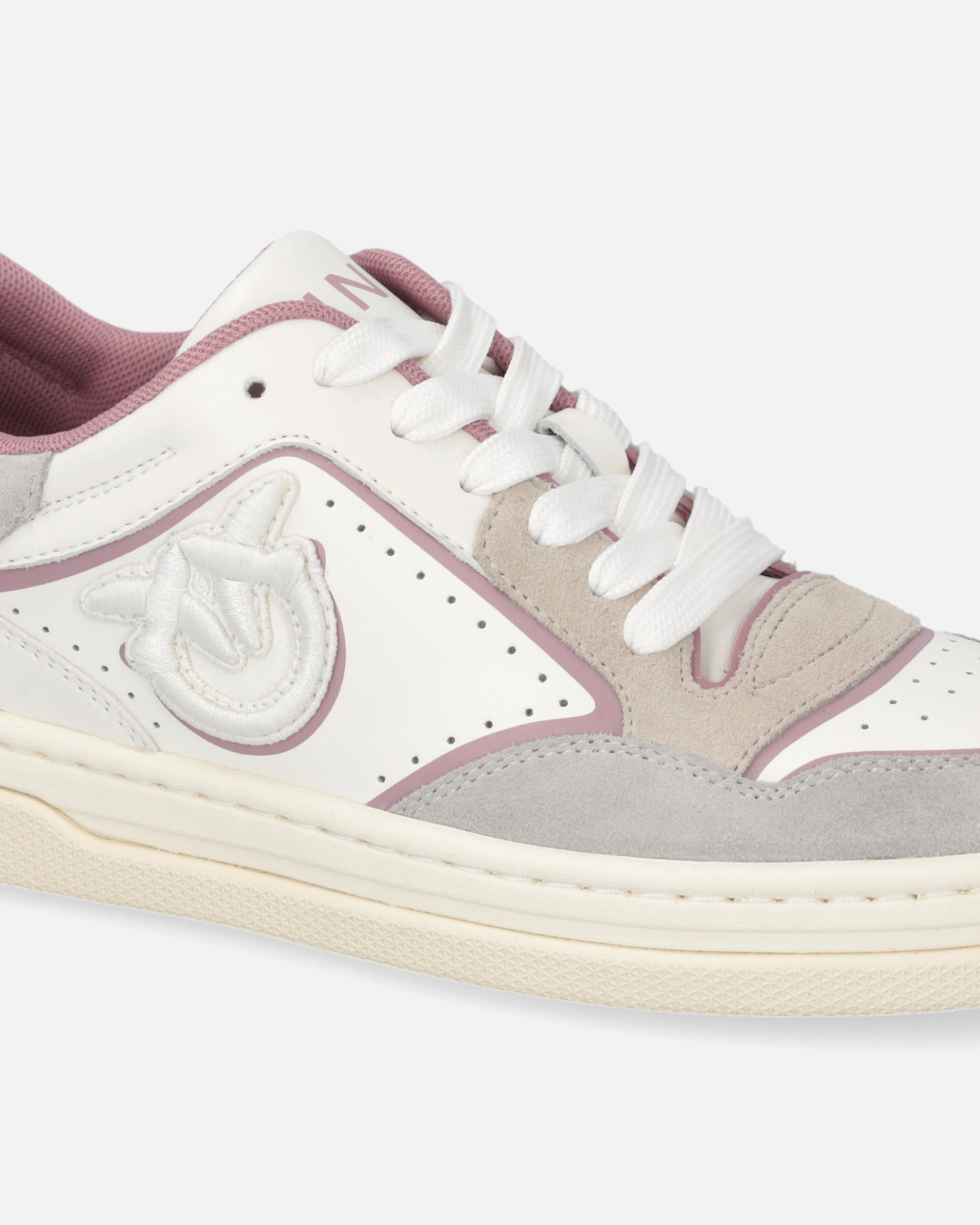 Дамски кецове Women’s sneakers PINKO Mandy SS0075P021ZN3 logo view