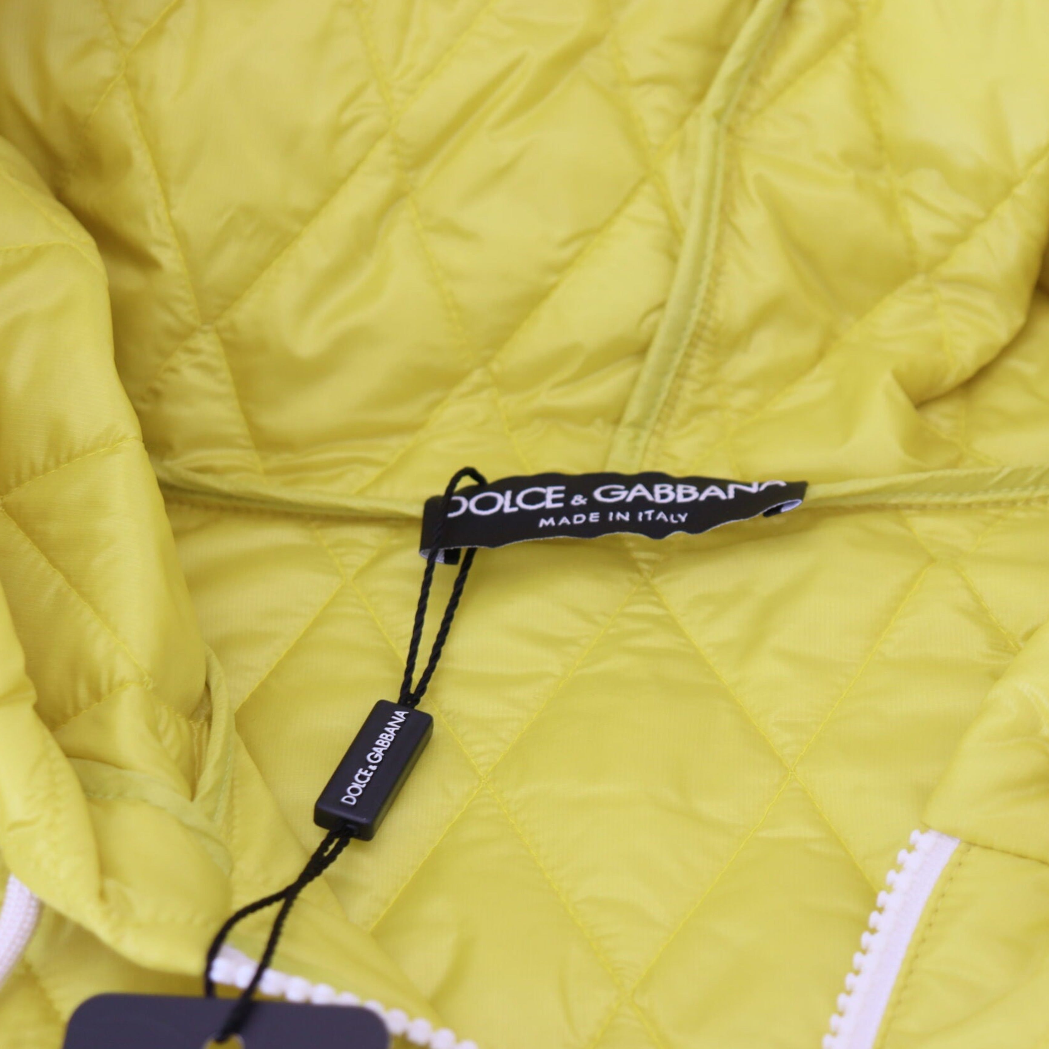 Дамскол луксозно яке тип анорак в жълто с качулка DOLCE & GABBANA Women’s Luxury Yellow Hooded Jacket