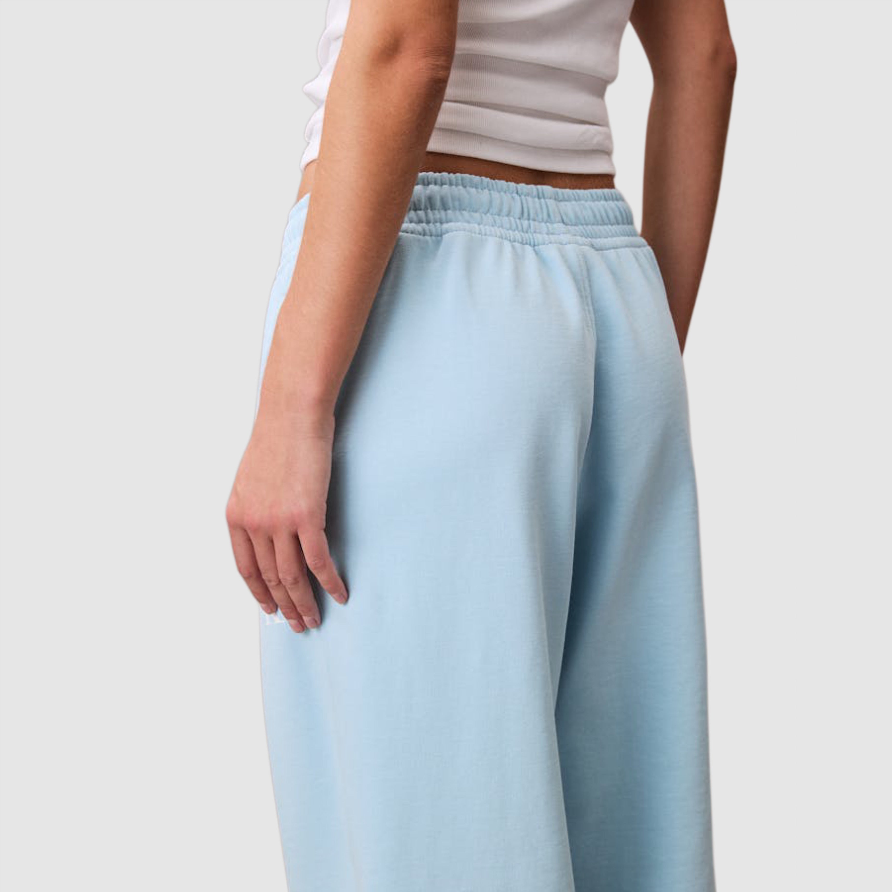 Дамски панталон Calvin Klein women’s trousers LV047B235G VE0 Close-up 
