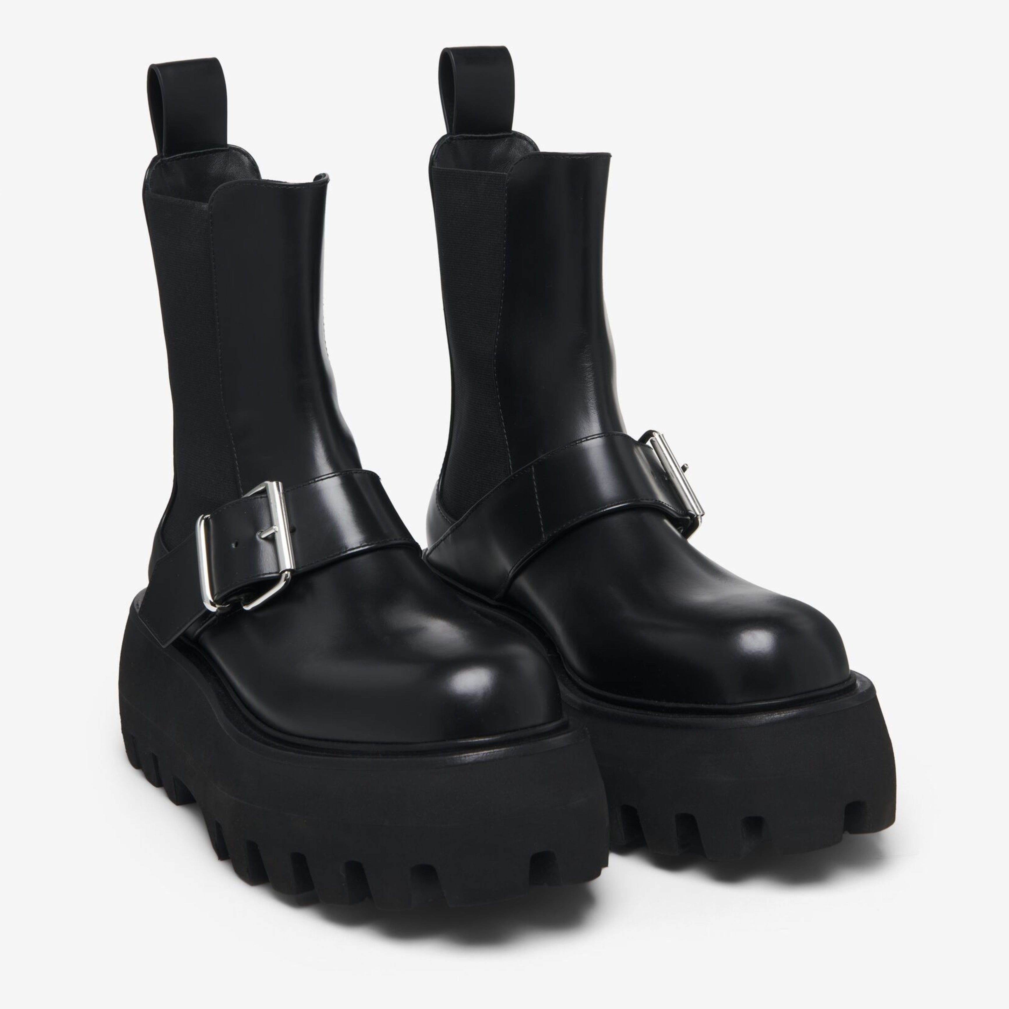 Дамски ботуши на платформа Women’s sofa buckle boots Alexander Mcqueen
847956WHAEX1000 Black