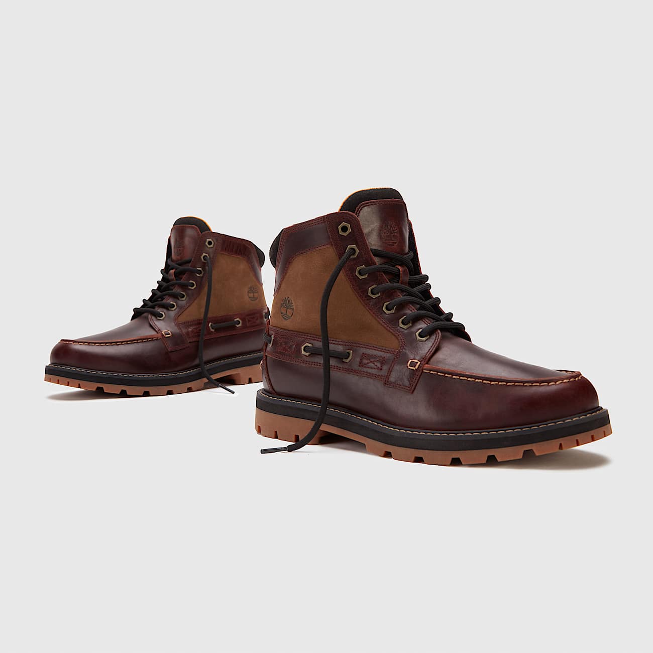 Мъжки боти Men’s ankle boots Timberland
TB0A697HEIW Brown