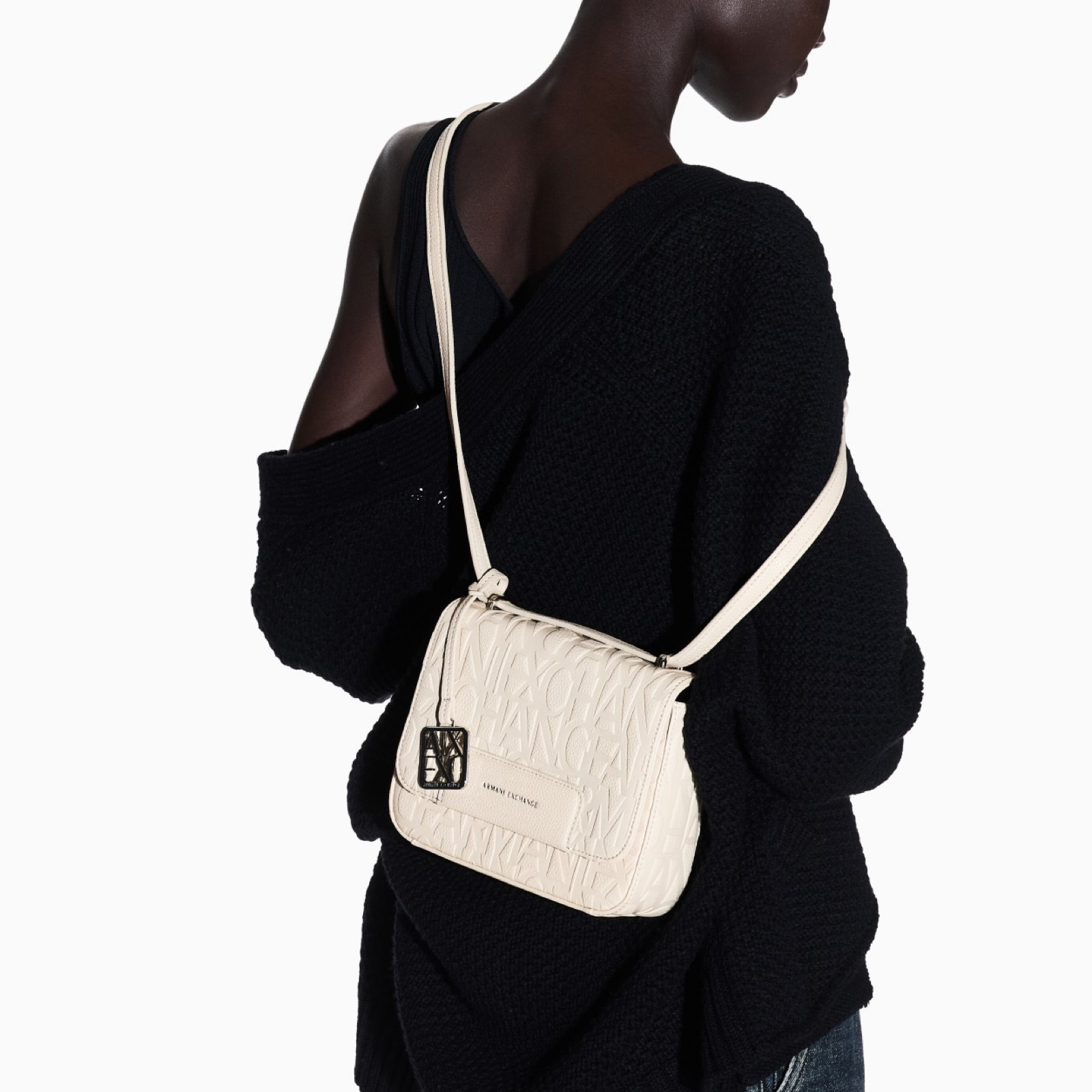 Дамска бежова чанта Armani Exchange Women Crossbody Bag XW001577 AF15774 Model View