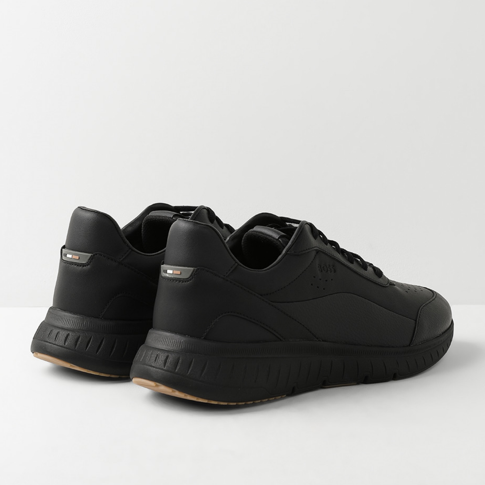 Мъжки черни кожени маратонки Boss Titanis Men Sneakers 50552902 Heel View
