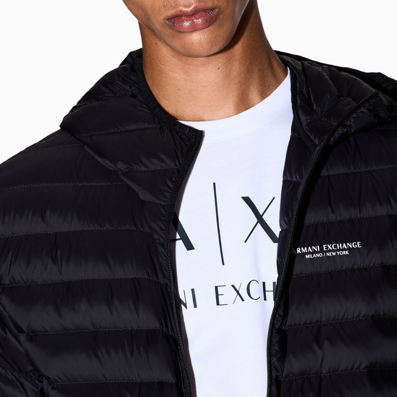 Мъжко черно яке Armani Exchange Men Jacket XM001577 AF16927 Close-Up