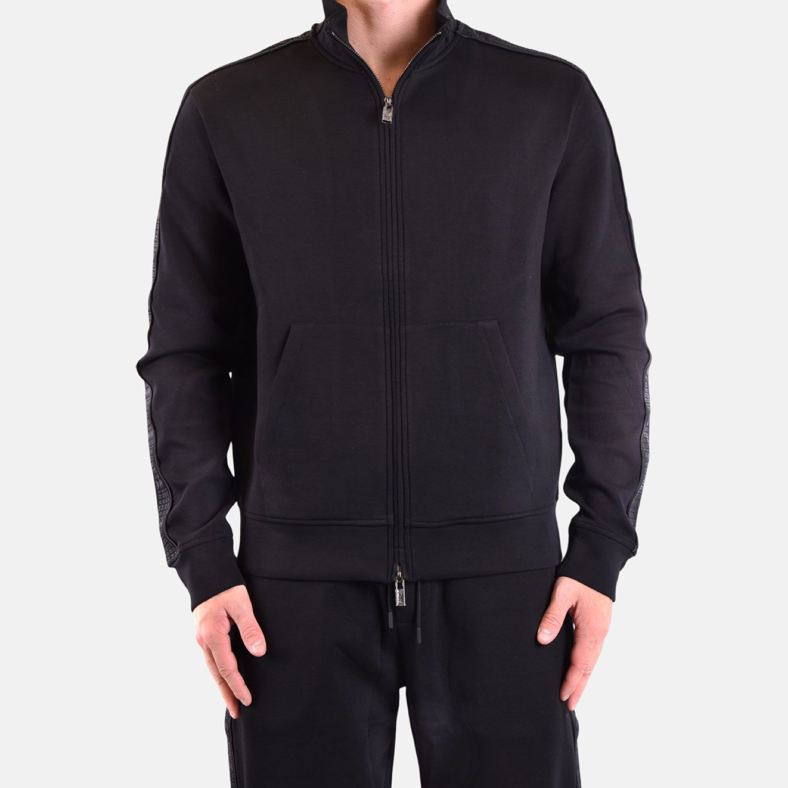 Мъжки черен суичър Emporio Armani 
3R1MBA 1JHSZ Front View