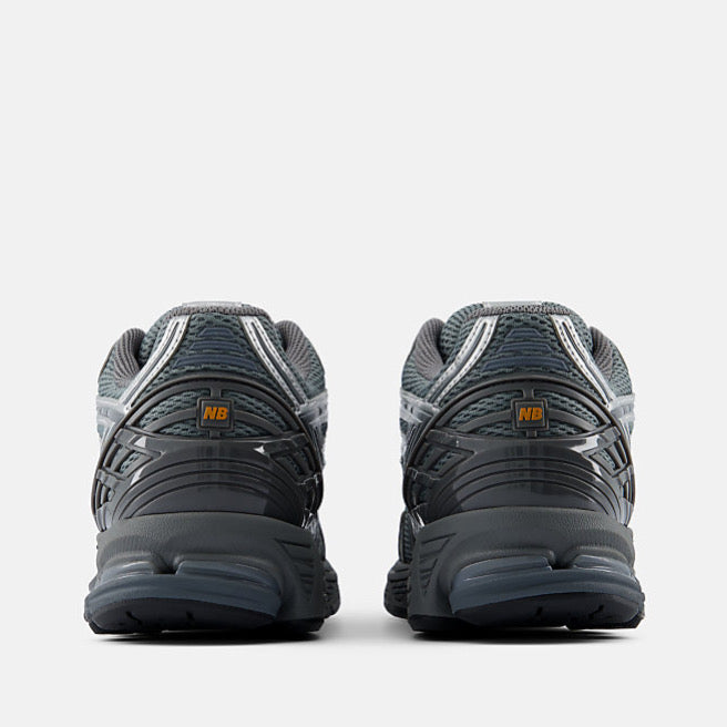 Мъжки маратонки New Balance 1906R Men Sneakers U19066AT Heel View