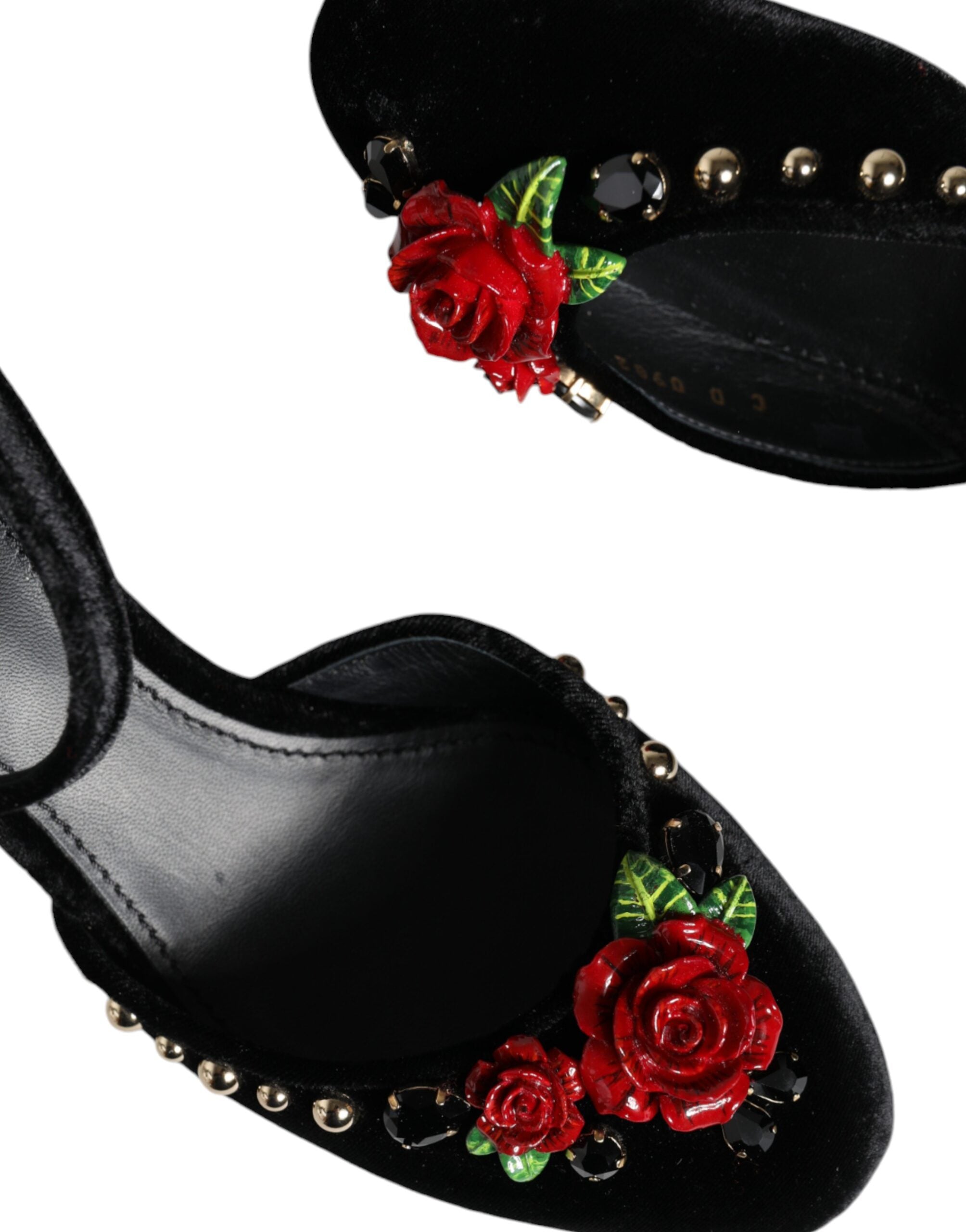 Обувки помпи Dolce &amp; Gabbana с черни кадифени рози и каишки около глезена