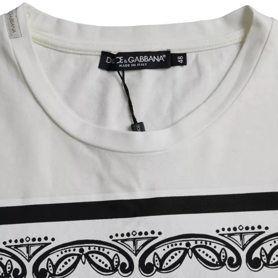 Мъжка тениска с щампа с бяла бандана и къси ръкави на Dolce &amp; Gabbana