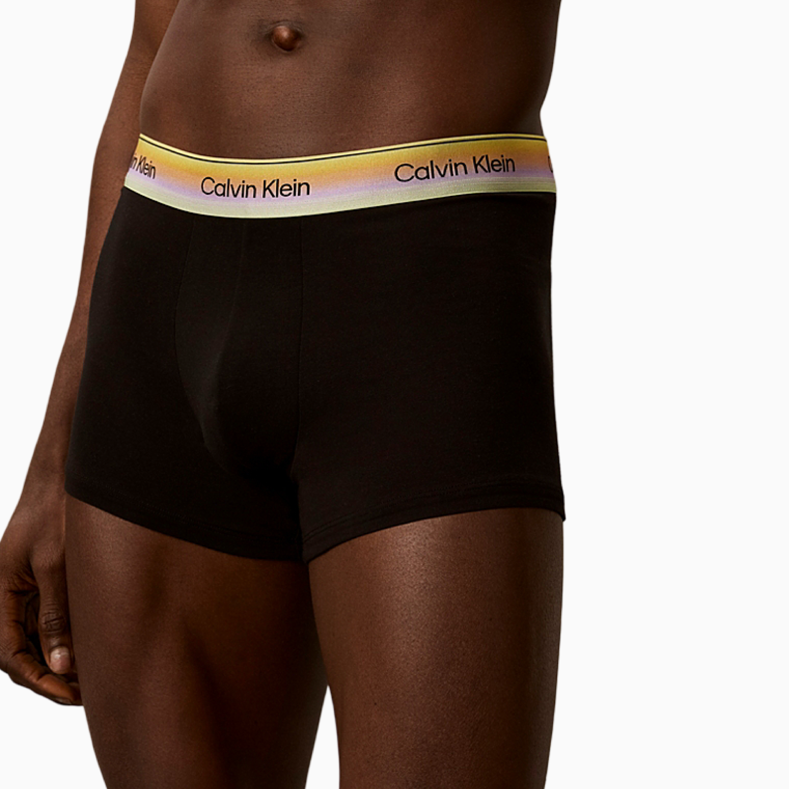 Мъжки боксерки Calvin Klein Men Boxers LV00NB4590 UB1 Close-Up