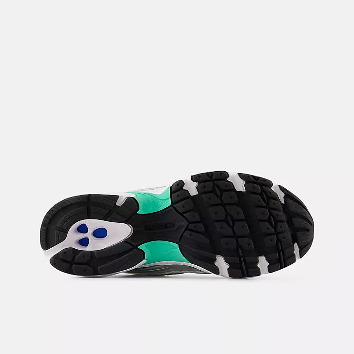 Дамски маратонки New Balance 740 Women Sneakers G7402H8 Insole View