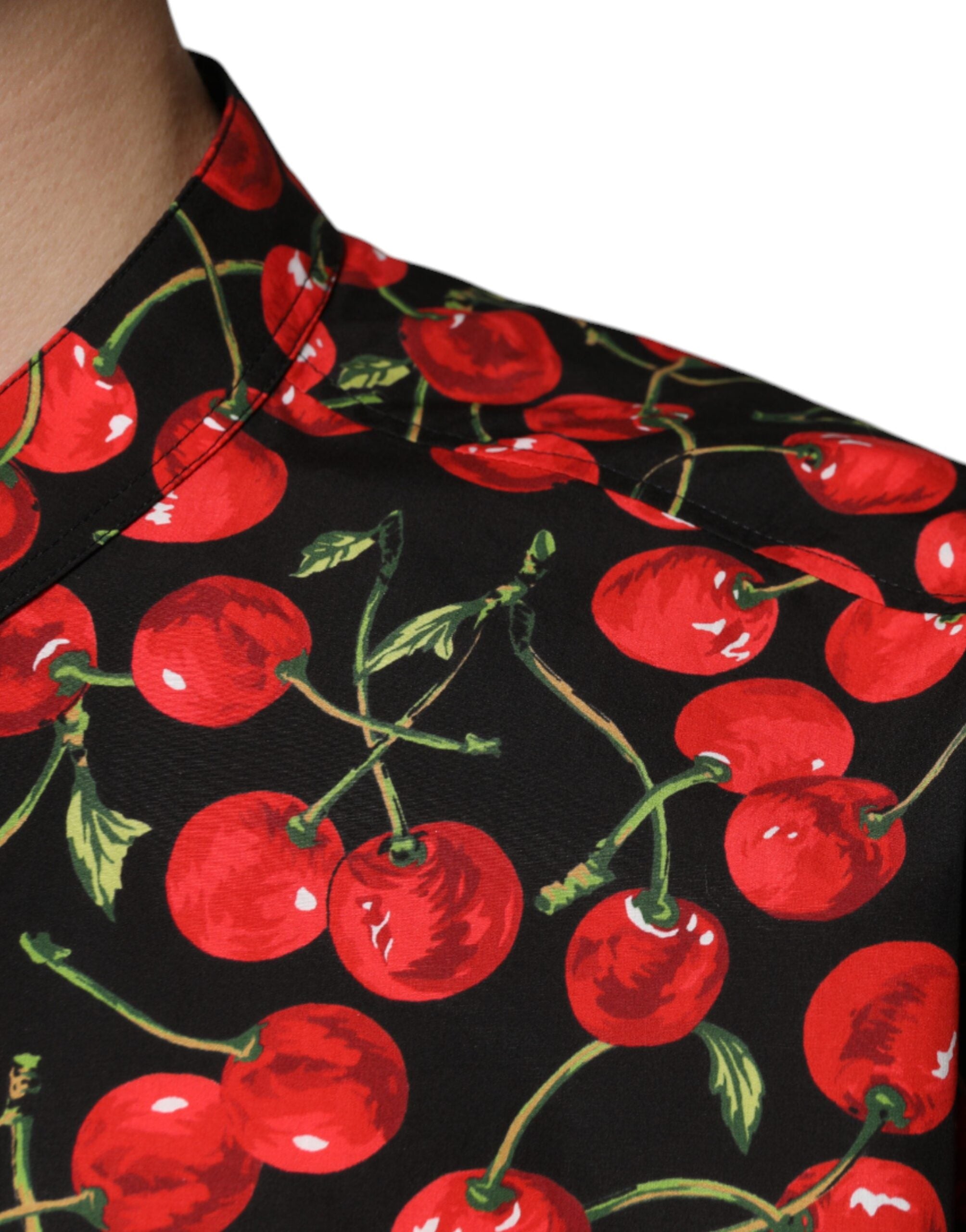 Ежедневна риза Dolce &amp; Gabbana с памучни копчета и черна череша