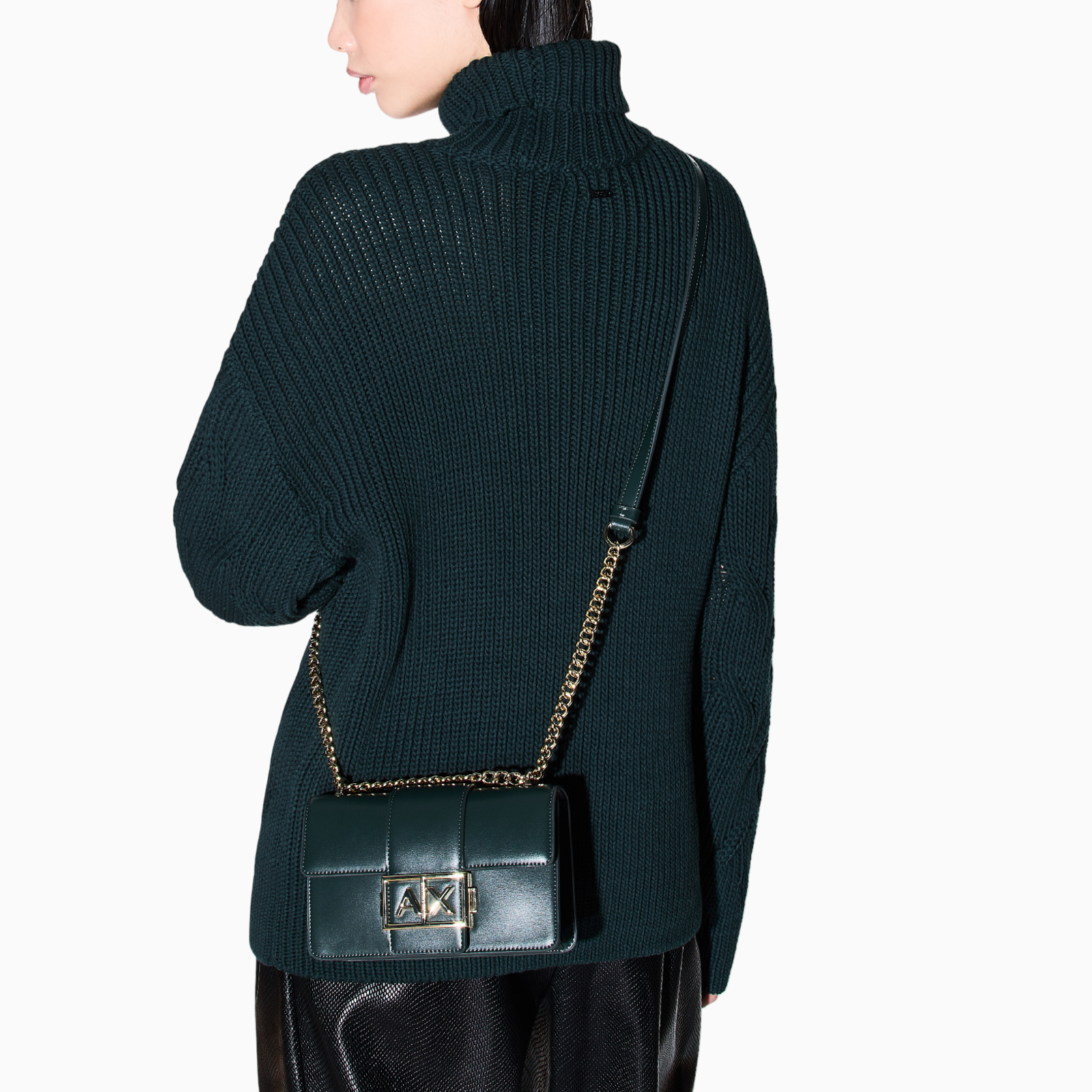 Дамска зелена чанта Armani Exchange Crossbody Bag XW000071 AF12039 U7304 Model View