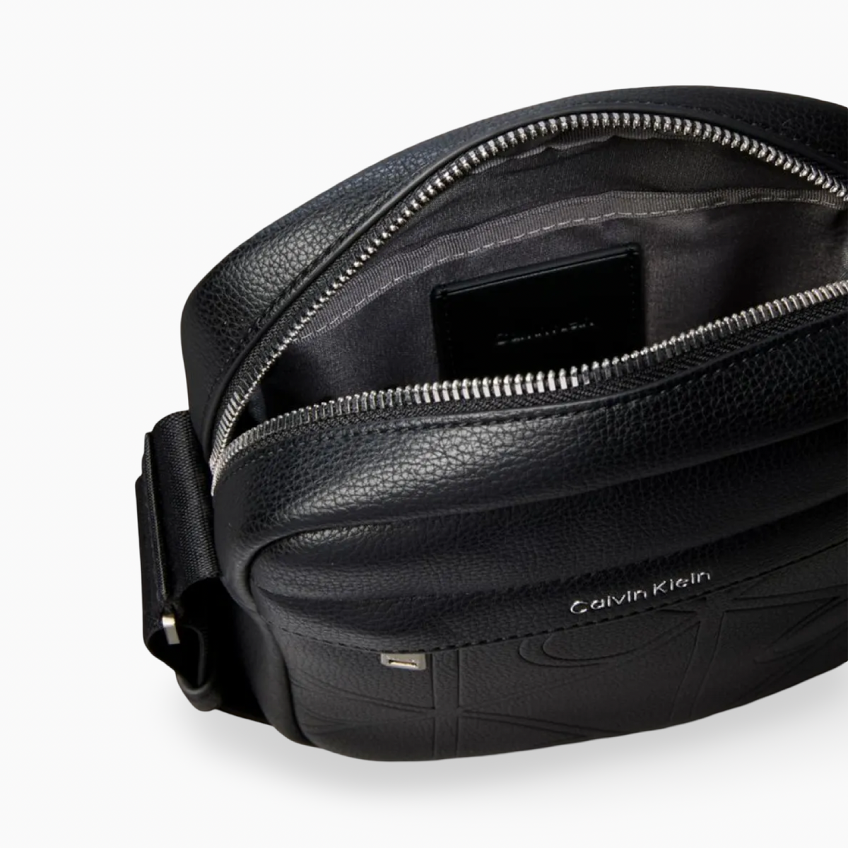 Мъжка чанта Calvin Klein Men Crossbody Bag Мъжка чанта Calvin Klein Men Crossbody Bag LV04D3500G UB1 Inside View