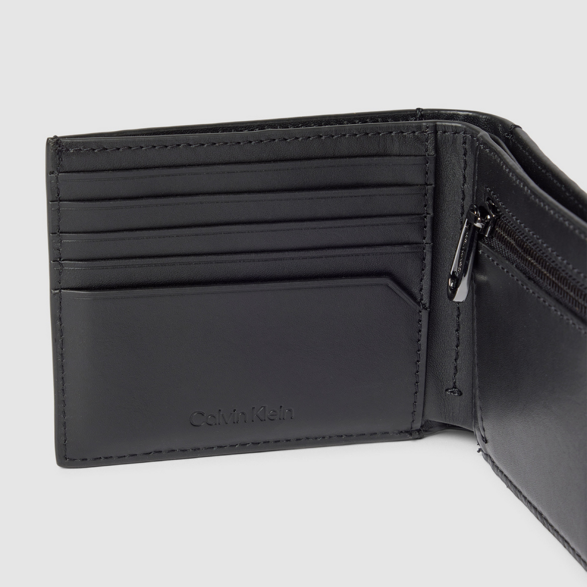Calvin Klein portofel pentru bărbați K50K510889_NERO – Negru – Vedere interioară, Vedere laterală