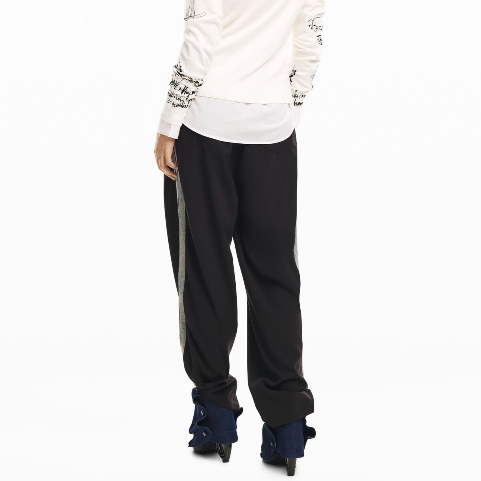 Дамски панталон Desigual Women Trousers 26SWPW26 2000 Back View