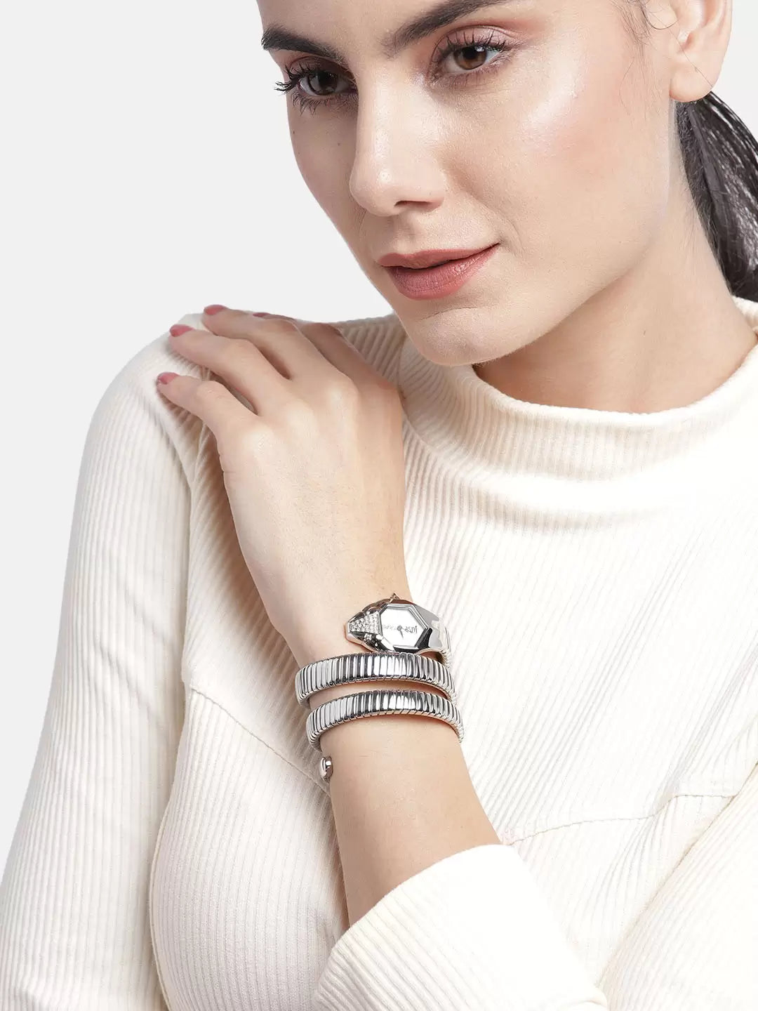 Дамски часовник Women’s watch Just Cavalli Signature Snake Glam JC1L022M0055 Silver