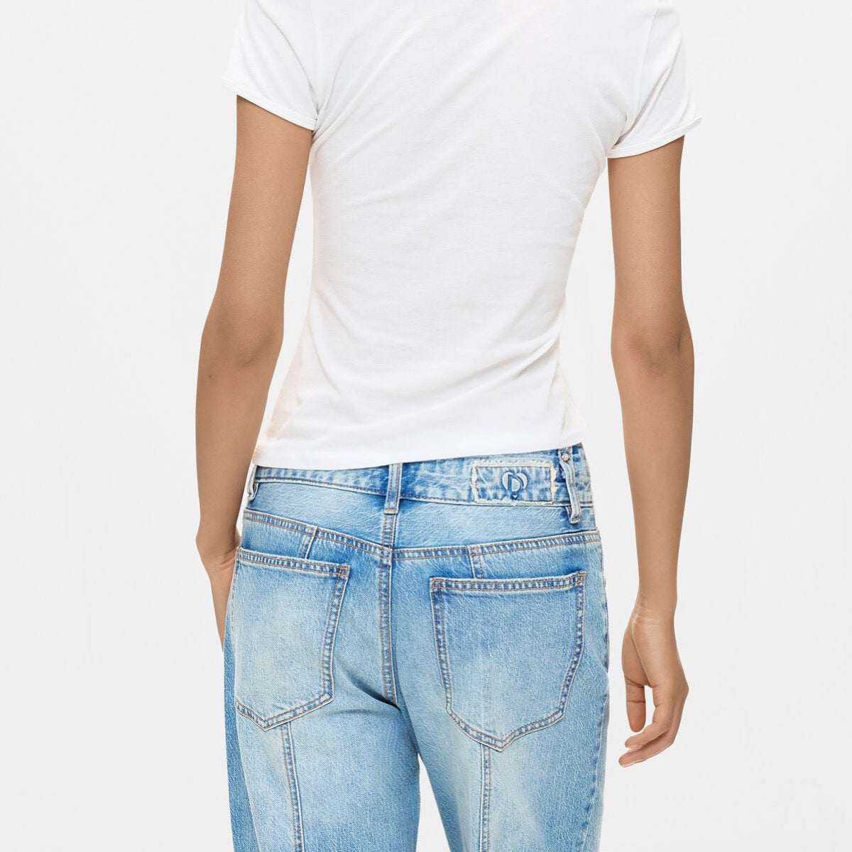 Дамски дънки Desigual women’s jeans 26WWDD17 5053 Close-up 