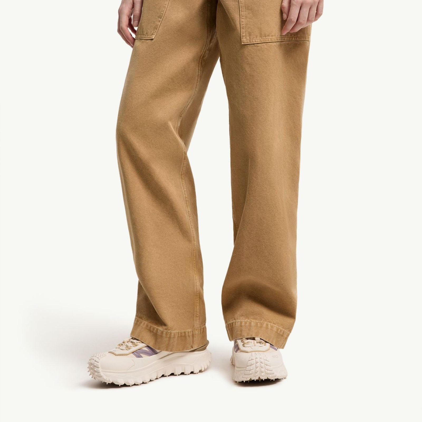 Moncler Trailgrip GTX Sneakers L109B4M00130M8442035 Model View