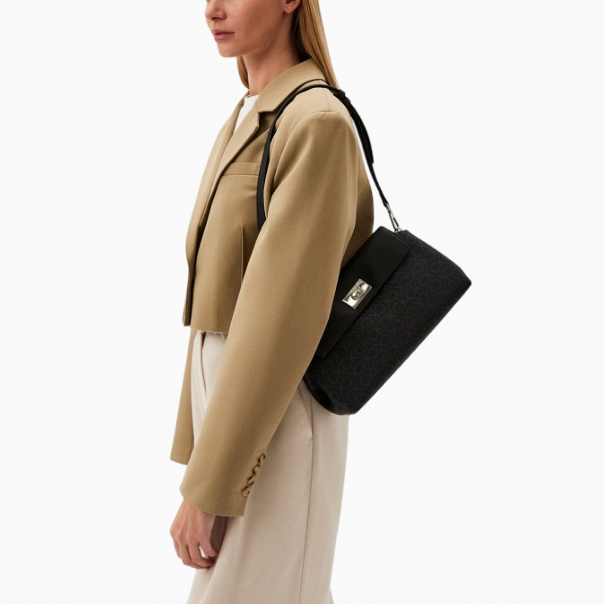 Дамска чанта Calvin Klein Women Shoulder Bag K60K612143 0GJ Model View