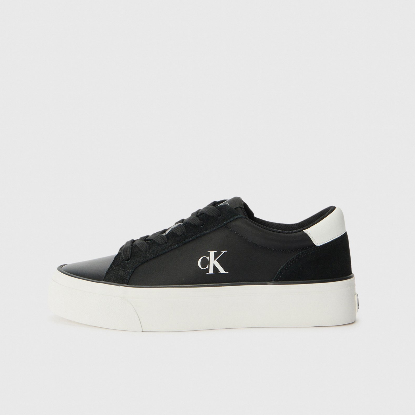 Дамски черни кецове Calvin Klein Jeans YW0YW01896 Medial View