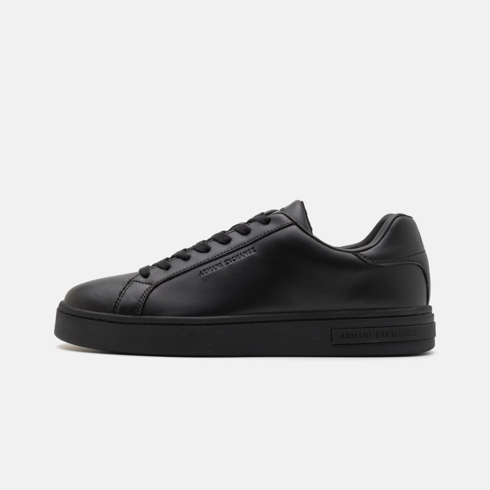Мъжки черни кецове Armani Exchange Men Sneakers XM000141 AF11912 UC001 Lateral View