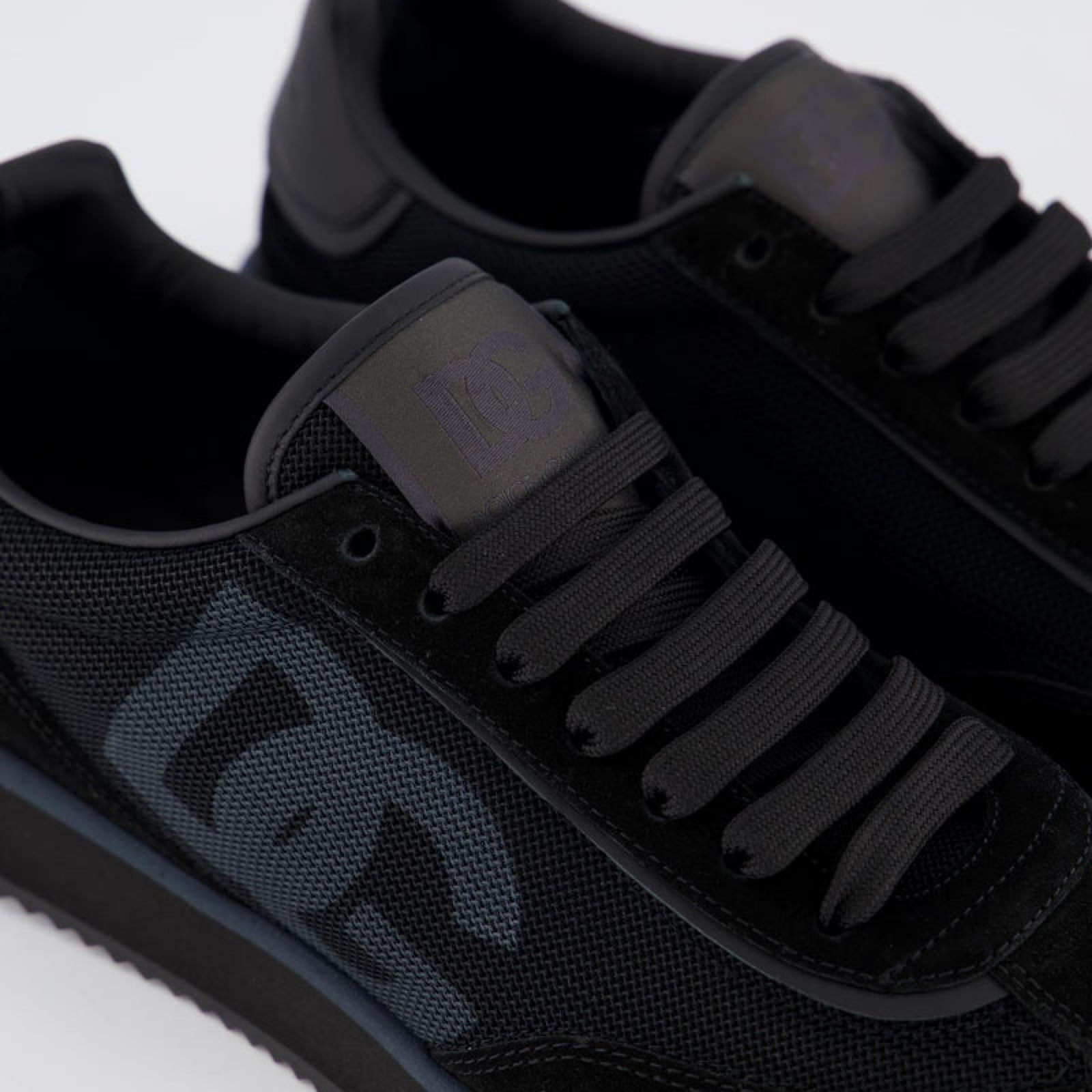 Dolce & Gabbana DG Cushion Men Sneakers Close-Up