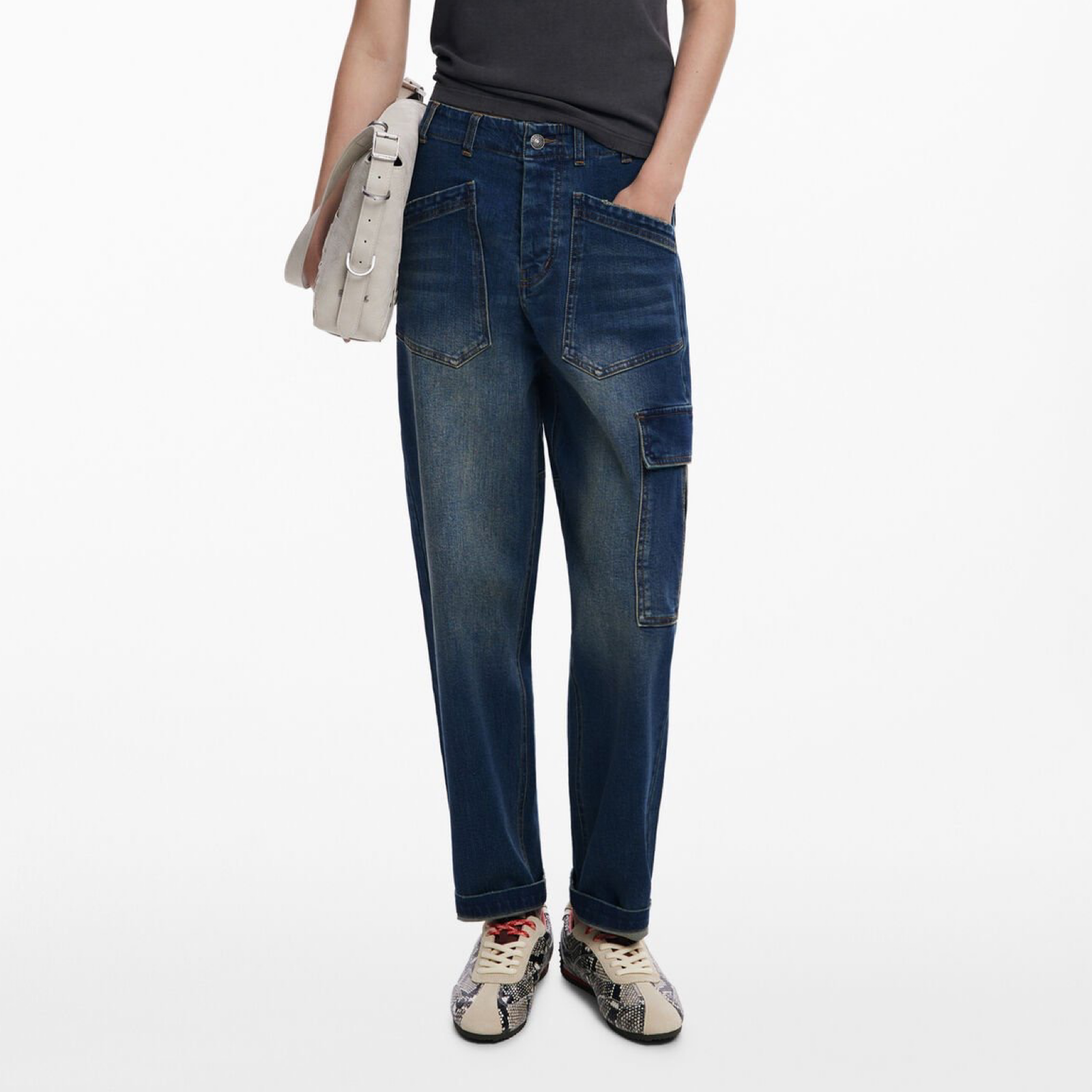 Дамски дънки Desigual Jeans 25WWDD06 Front View