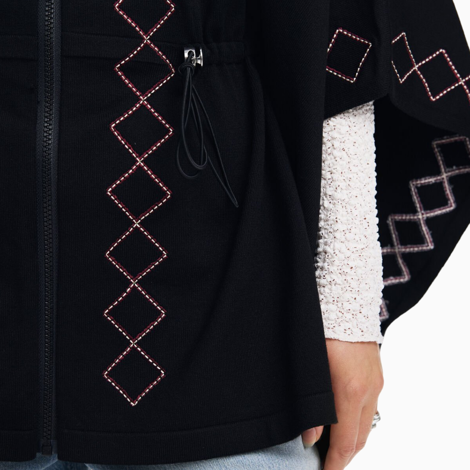 Дамско пончо Desigual Poncho 25WAIA09 Close-Up