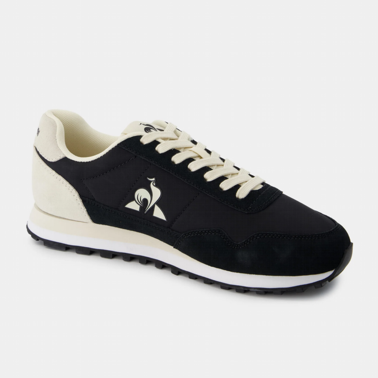 Мъжки маратонки Le Coq Sportif Sneakers 2510325 Medial View