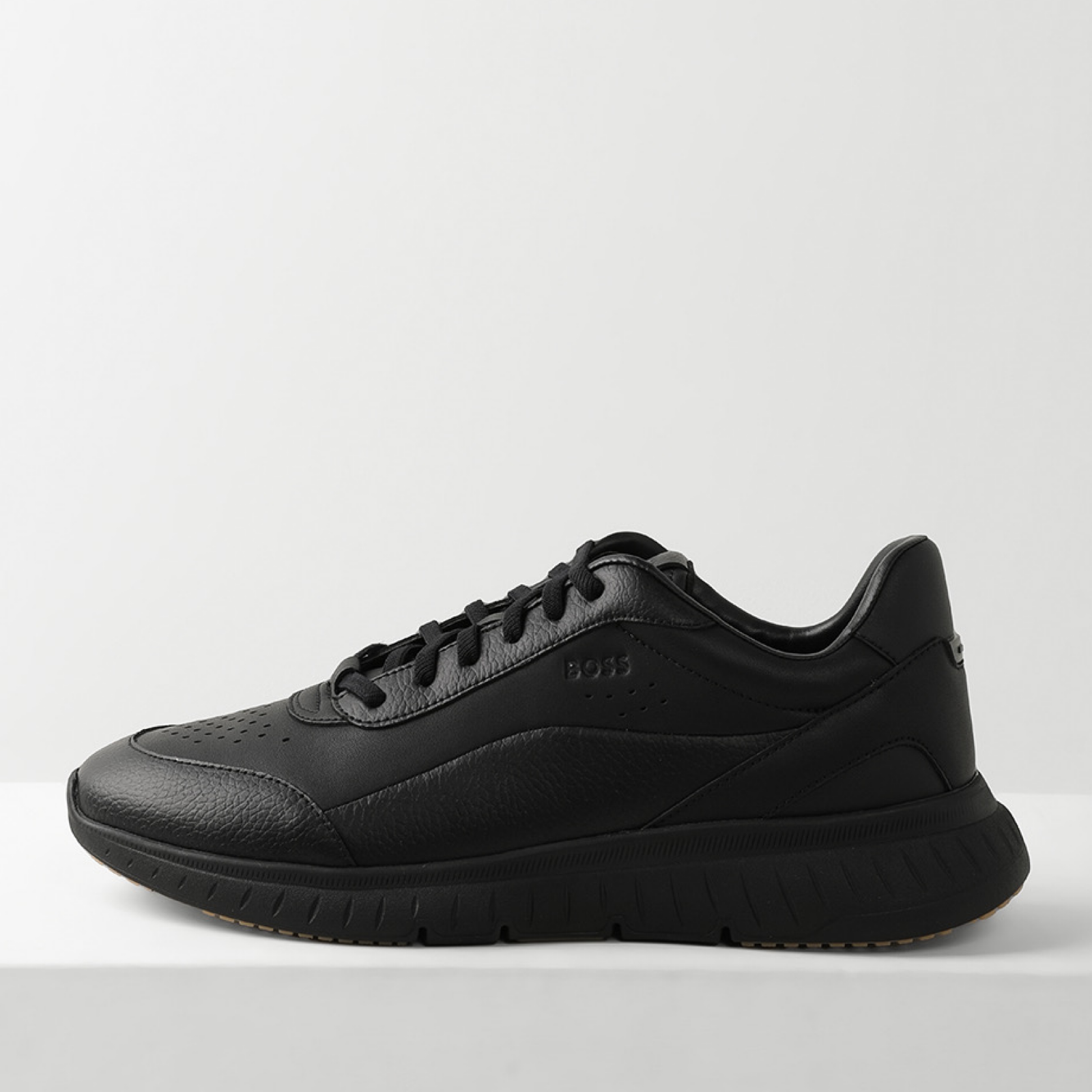 Мъжки черни кожени маратонки Boss Titanis Men Sneakers 50552902 Lateral View