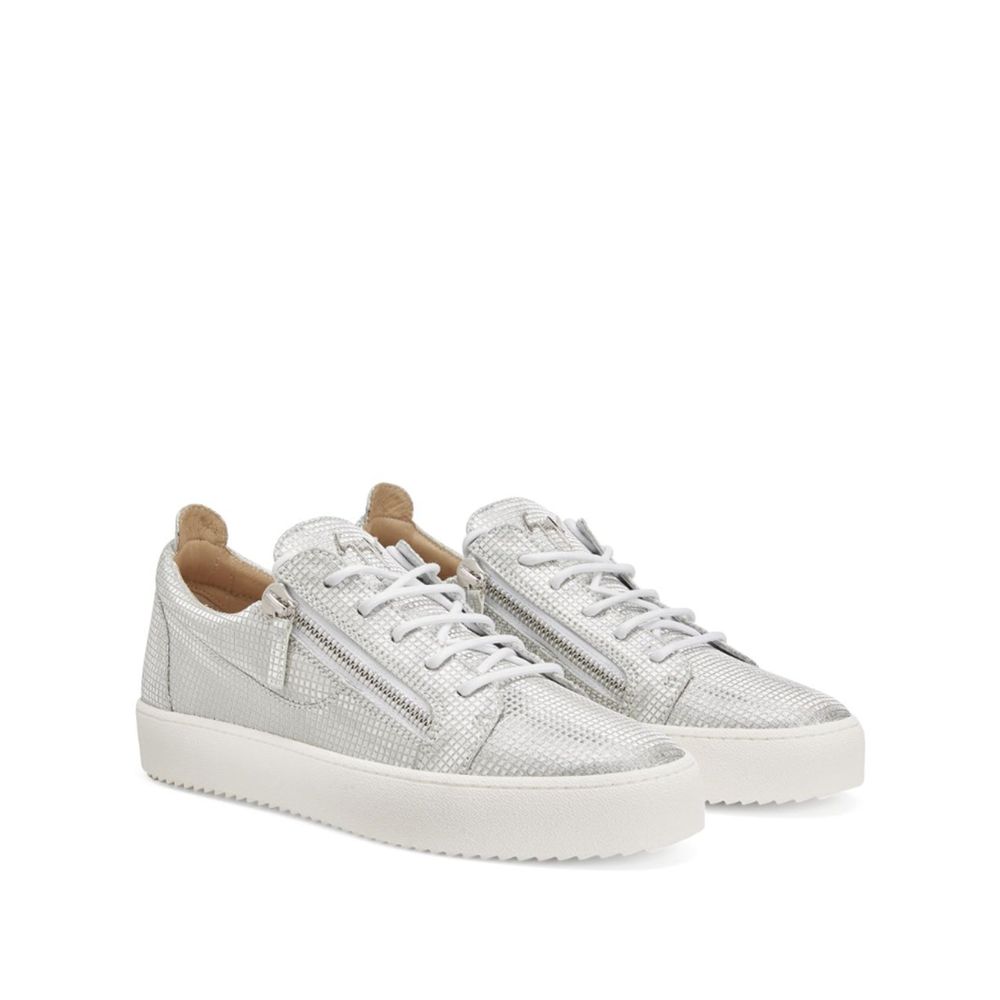 Мъжки кецове Men’s sneakers Giuseppe Zanotti Frankie RU10039001 angled view