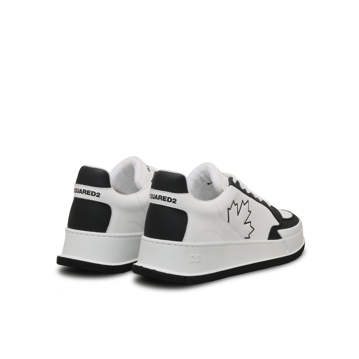 Мъжки кецове Men’s sneakers Dsquared2 Canadian SNM037301507620 White and Black Heels angled view