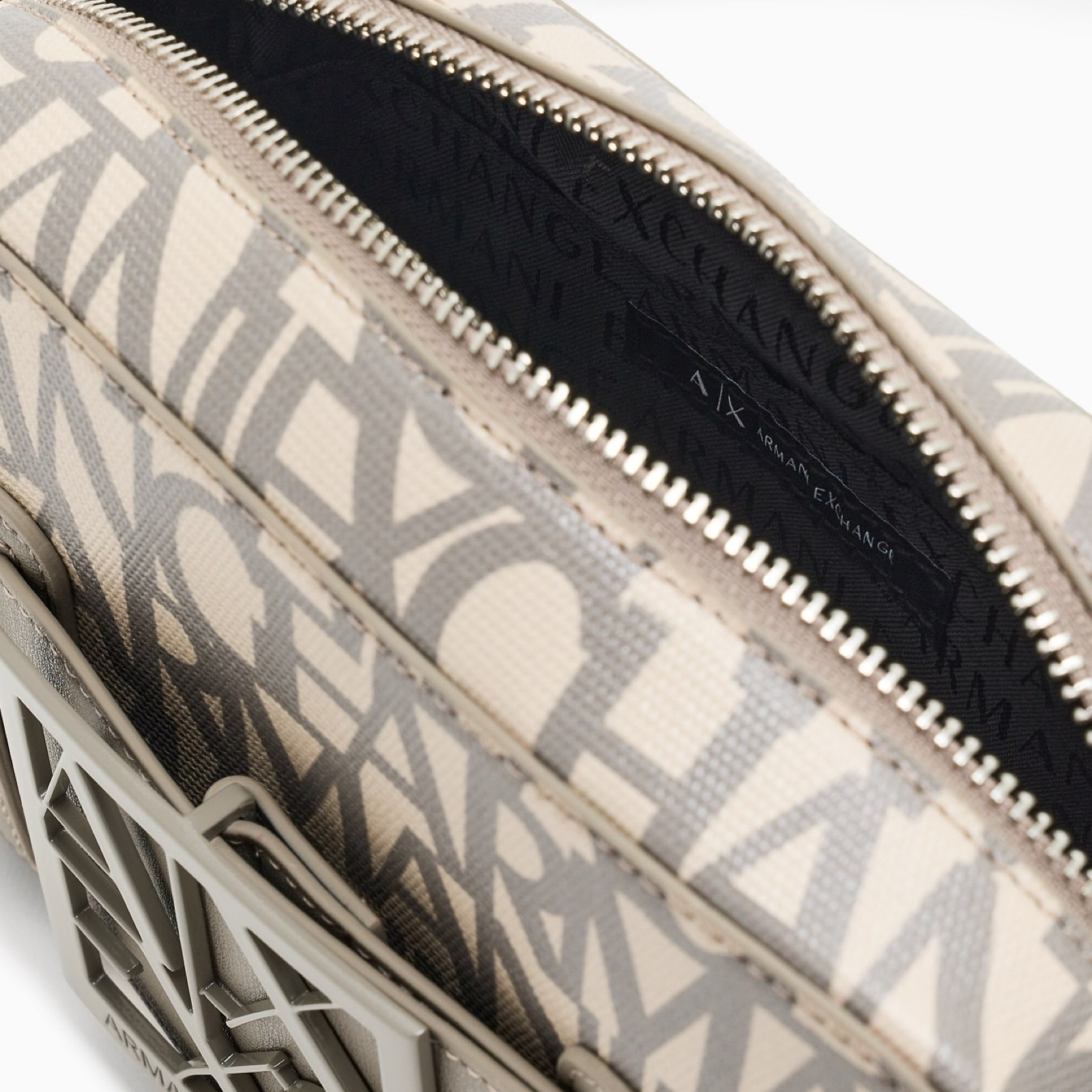Дамска чанта Armani Exchange Women Crossbody Bag 942699 3F742 Top View