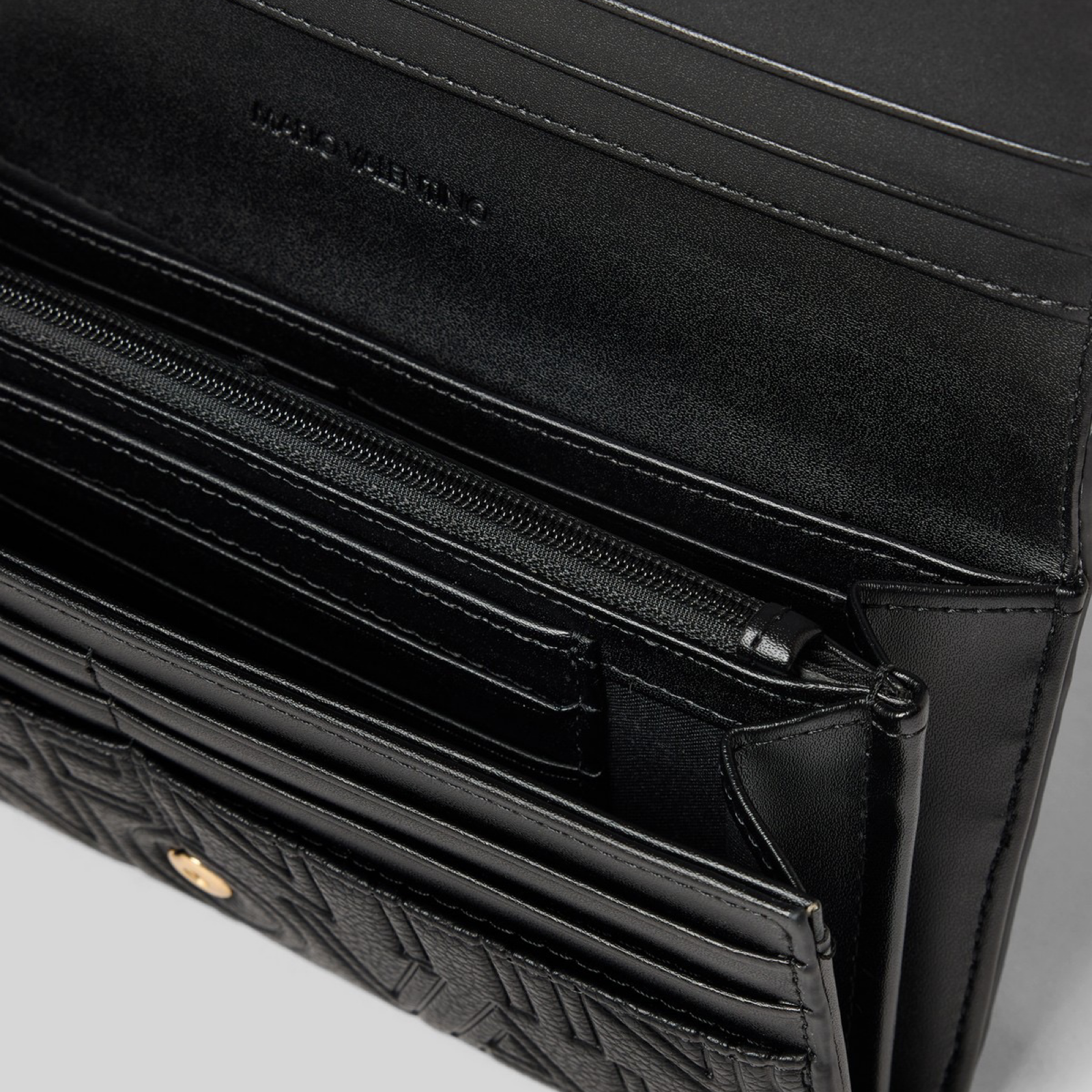 Дамски портмоне Valentino Women Wallet VPS8PG113 PANSY NERO Inside View