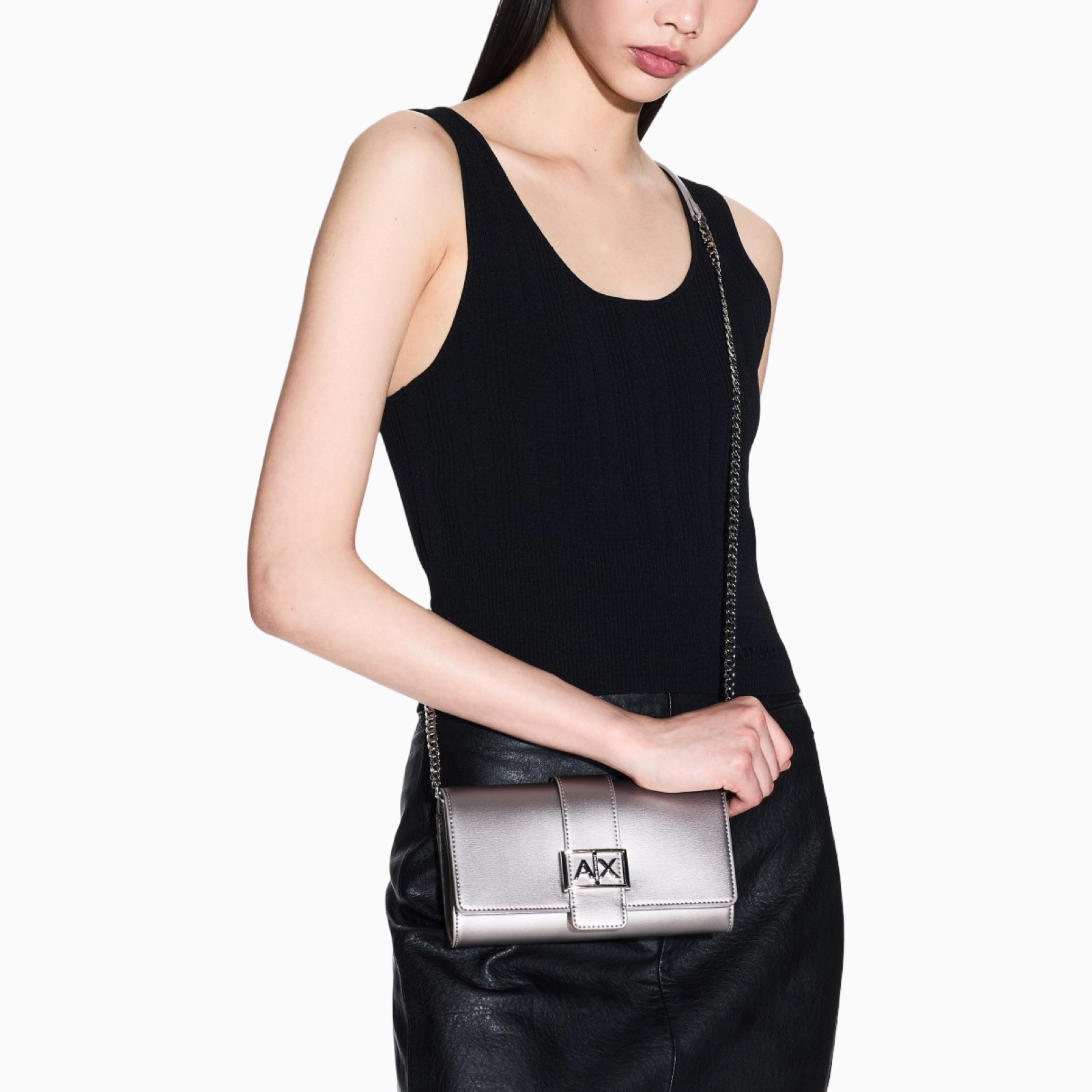 Дамска чанта Armani Exchange Women Shoulder Bag XW000358 AF12039 Model View