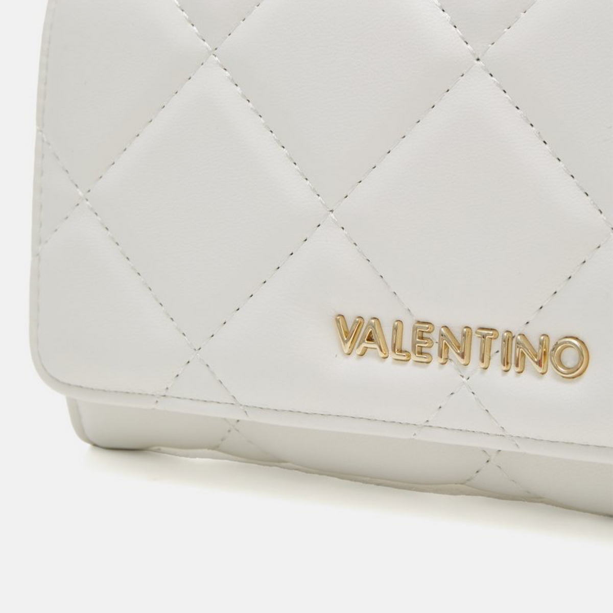 Дамско бяло портмоне Valentino by Mario Women Wallet VPS3KK113R OCARINA BIANCO Close-Up