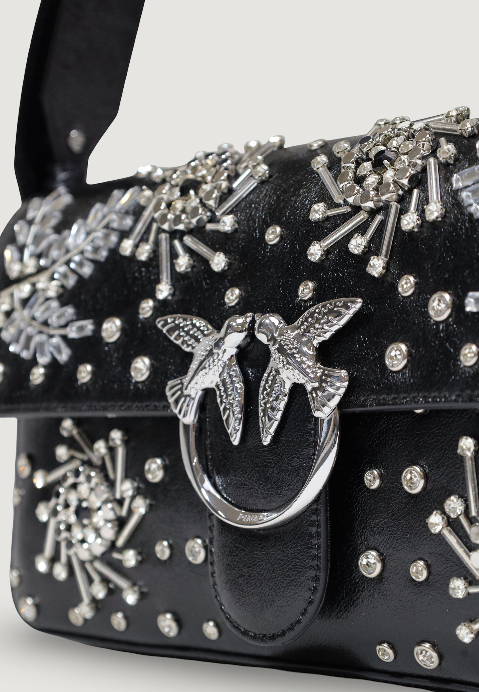 Pinko дамска чанта