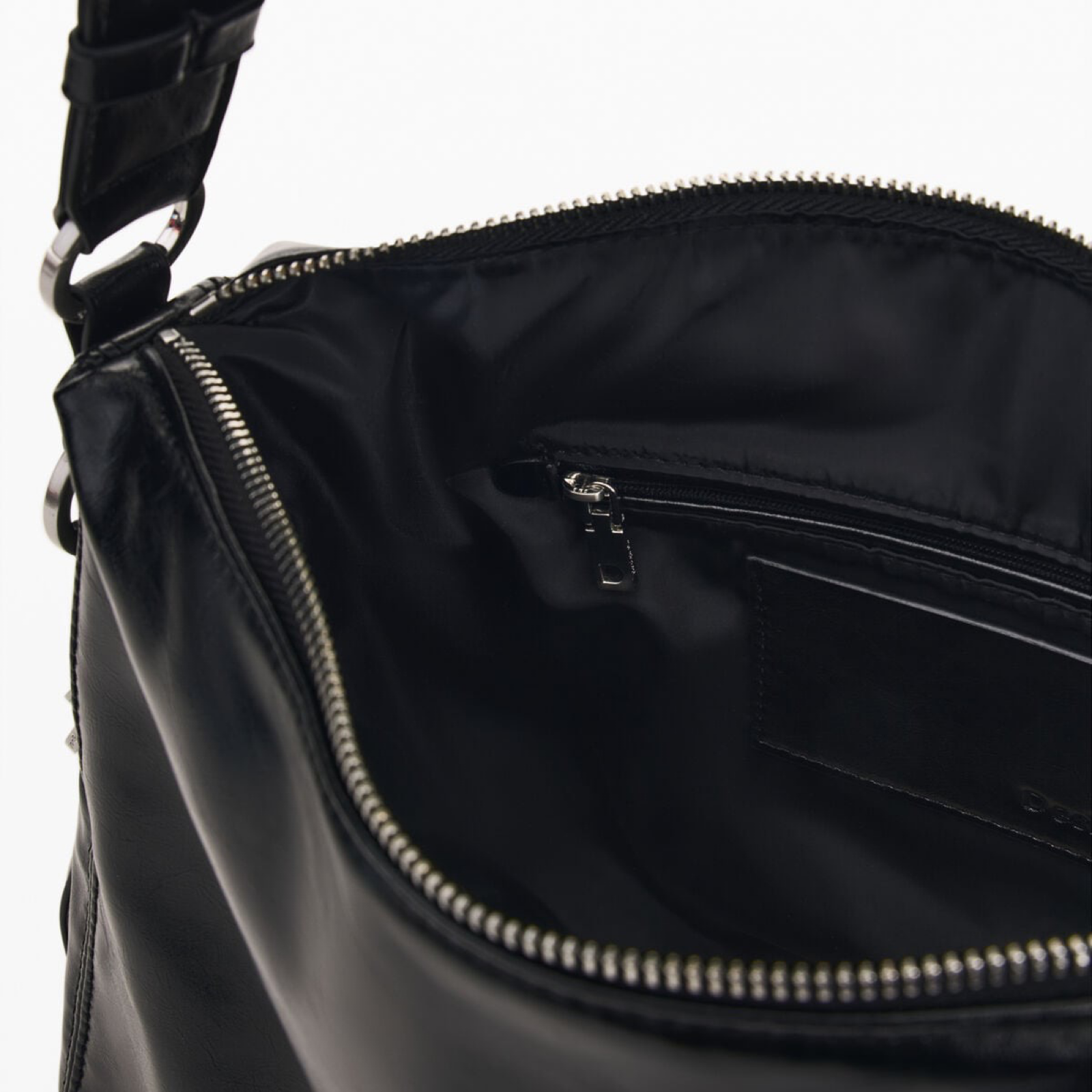 Дамска чанта Desigual Women Shoulder Bag 26WAXP66 2000 Inside View