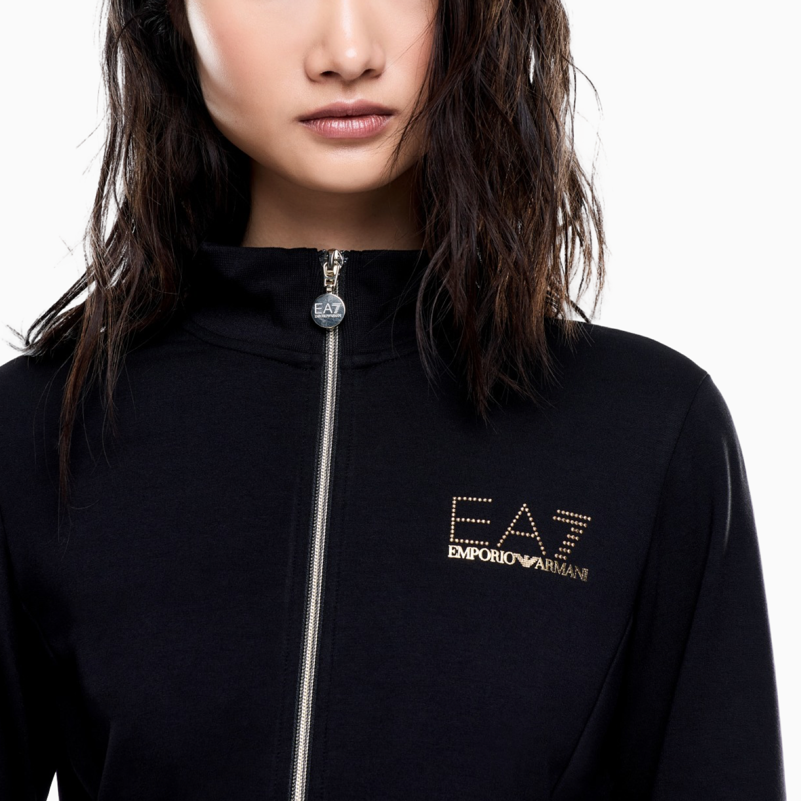 Дамски черен суичър EA7 Emporio Armani 8NTM43 TJ9RZ 1200 Close-Up