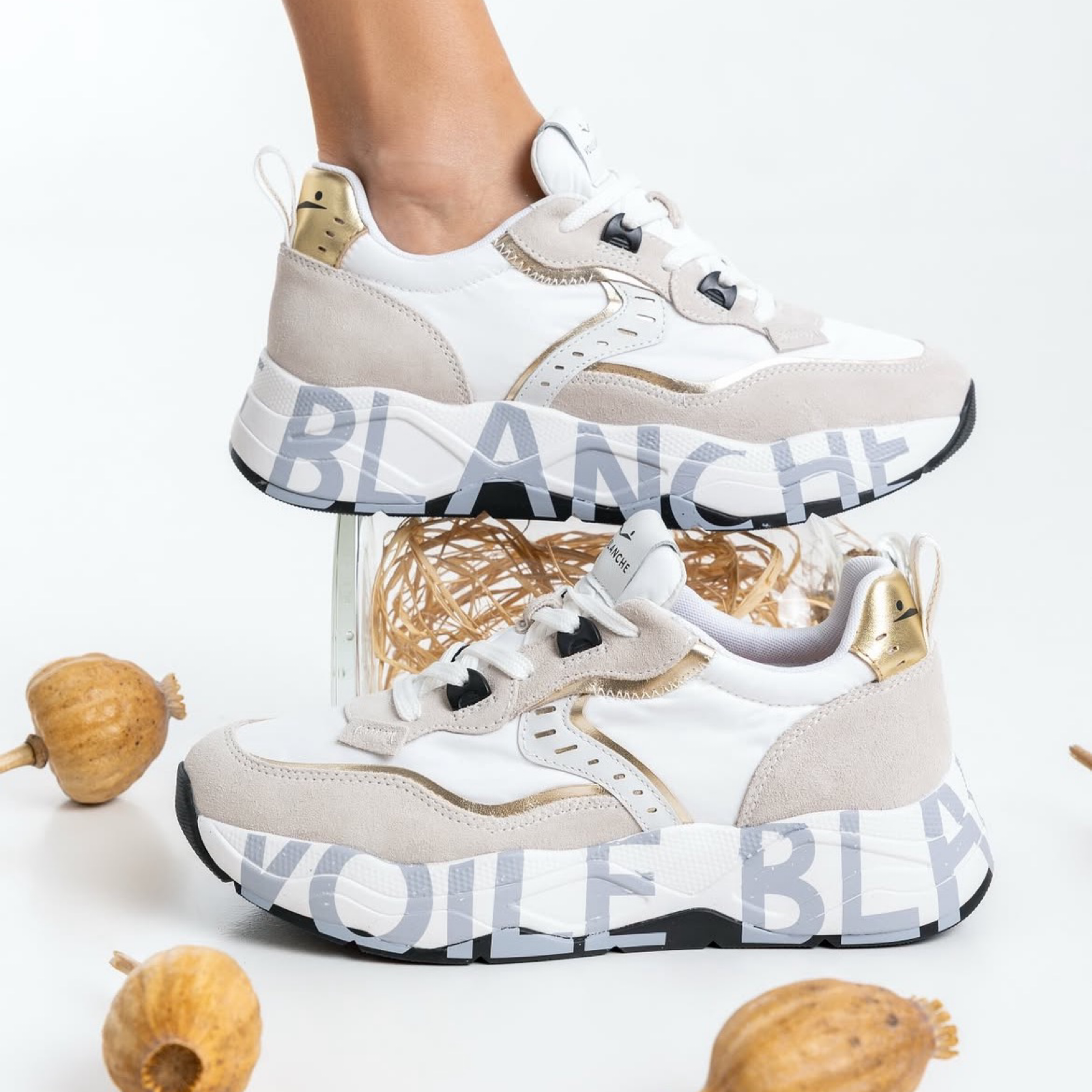 Дамски маратонки Voile Blanche Club 105 Women Sneakers 2017475 Foot View