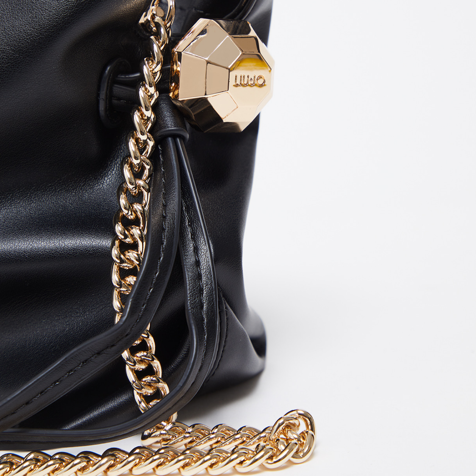 Дамска черна чанта Lui Jo Riccy Shoulder Bag AA6099 E0958 22222 Close-Up