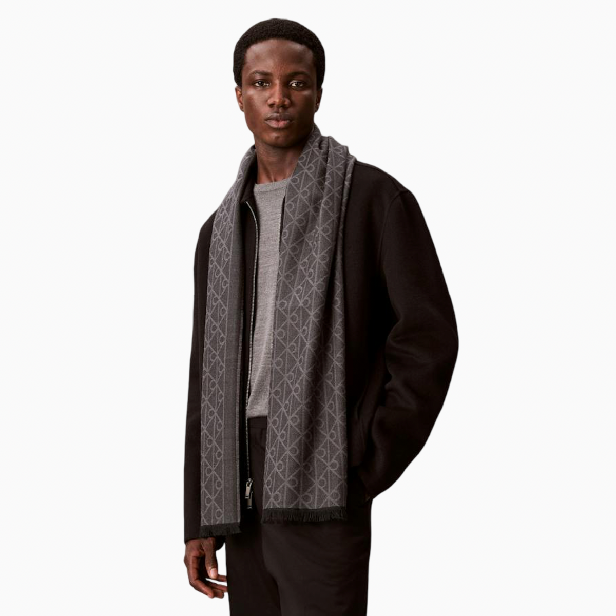 Мъжки шал Calvin Klein Men Scarf LV04D8064G UB1 Model View