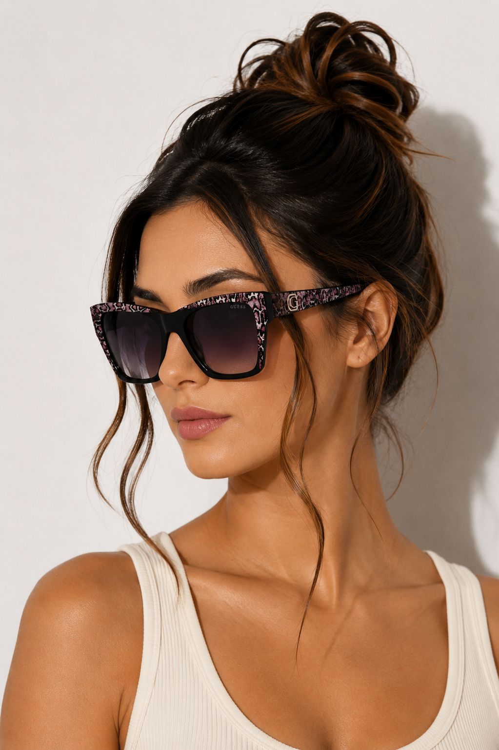 Guess Women Sunglasses