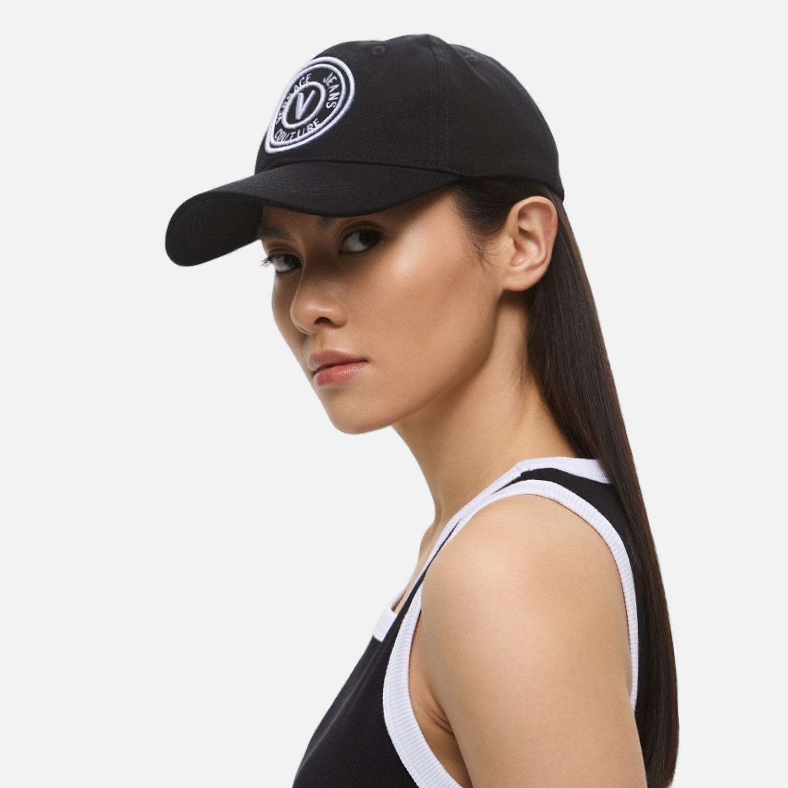 Шапка с козирка Versace Jeans Couture 78YAZK26 ZG366 Model View