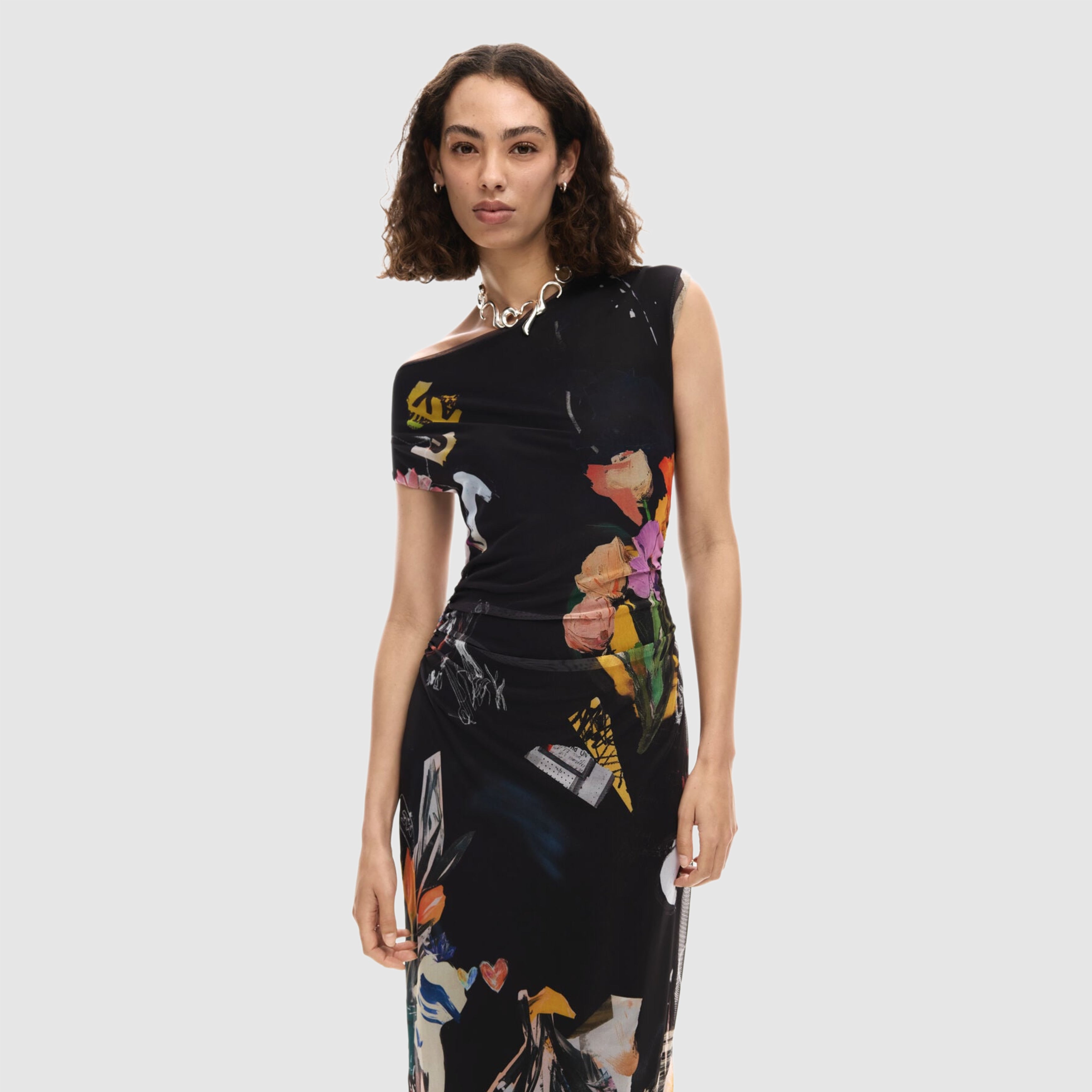 Дамска рокля Desigual women’s dress  26SWVK29 2000 Front view
