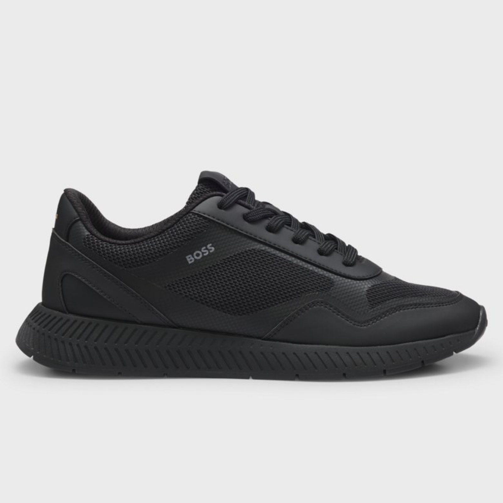 Мъжки черни маратонки Boss Titanium Runn 50568928 005 Men Sneakers Medial View